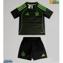 Celtic Bortedraktsett Barn 2025-26 Kortermet (+ Korte bukser)